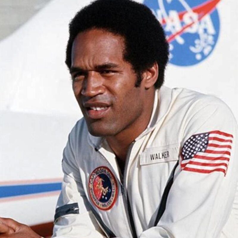 Capricorn One 02